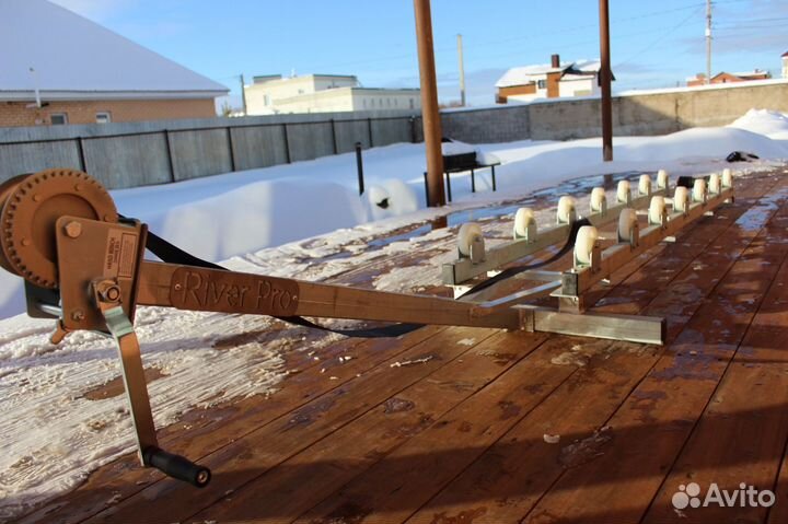 Слип для гидроцикла, рампа для парковки, причал