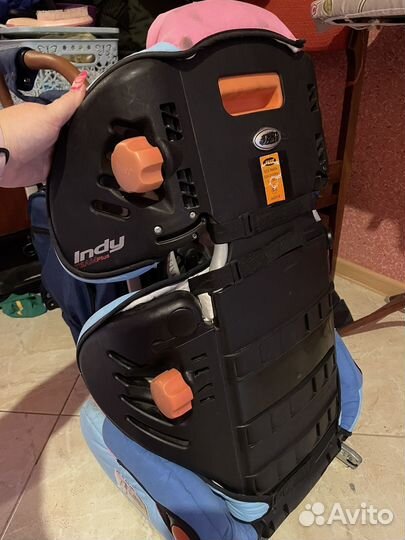 Детское автокресло