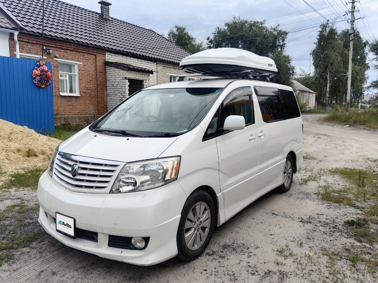 Toyota Alphard: фото владельца