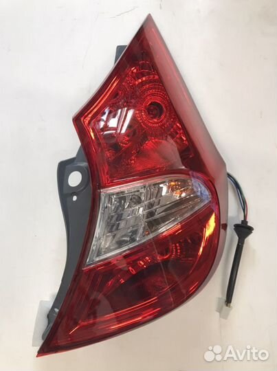 Фонарь задний правый Solaris Hatchback нов. аналог