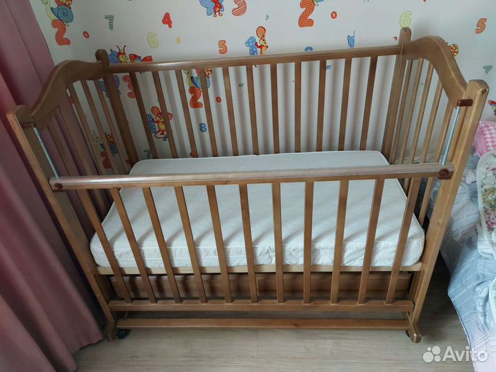 Детская кровать от 0 до 3 лет (качалка)
