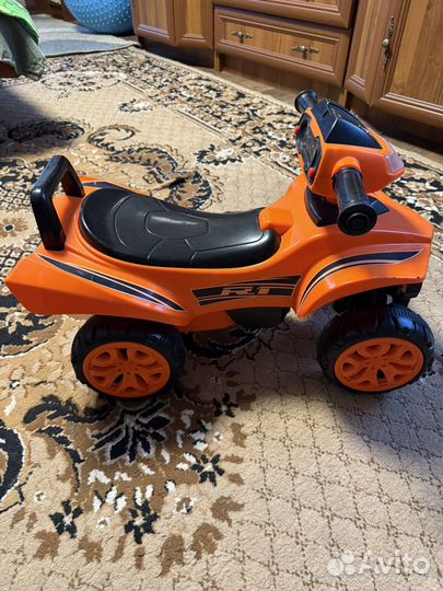 Детская машинка каталка