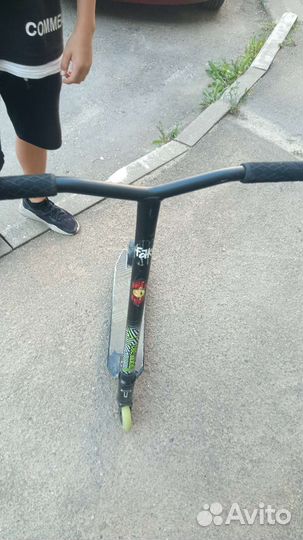 Трюковой самокат Duker 202