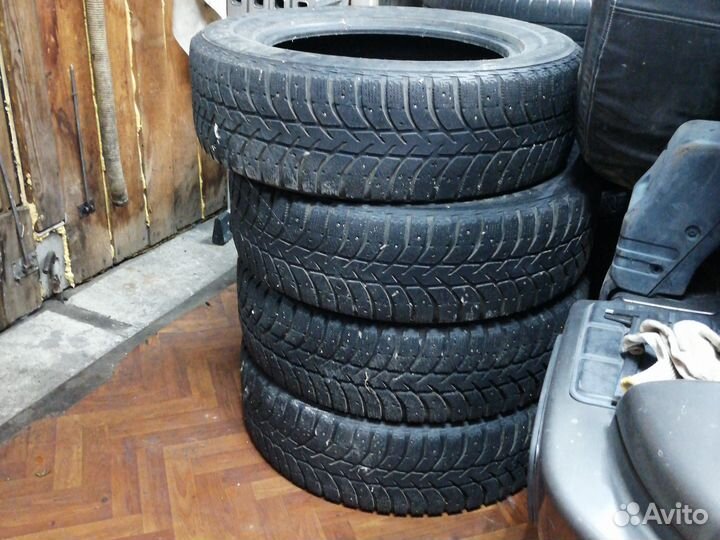 Bridgestone Ice Cruiser 5000 225/65 R17