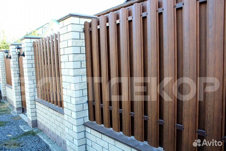 Парапет на забор из бетона