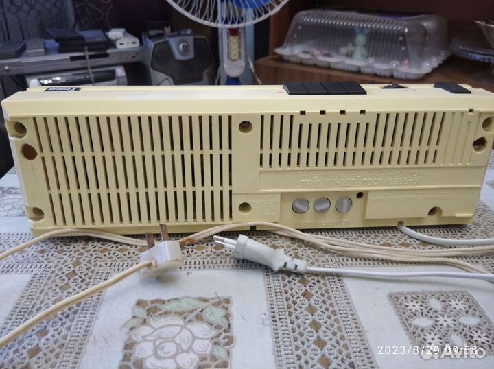 Приёмник трёхпрограммный 