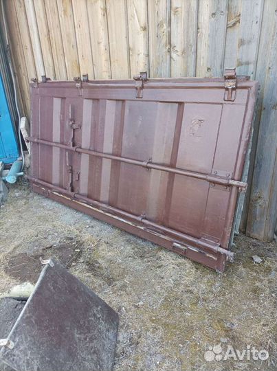 Двери для контейнера