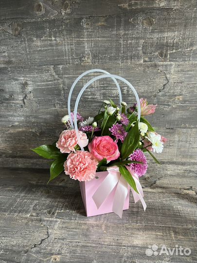 Цветы в сумочке