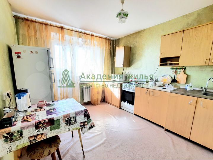 1-к. квартира, 42 м², 8/10 эт.