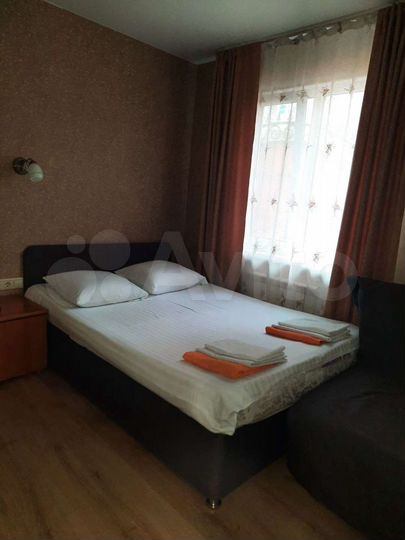 Комната 12 м² в 8-к., 1/2 эт.