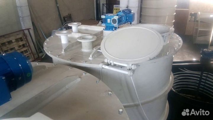 Полипропиленовый реактор с мешалкой (BPd7v8)