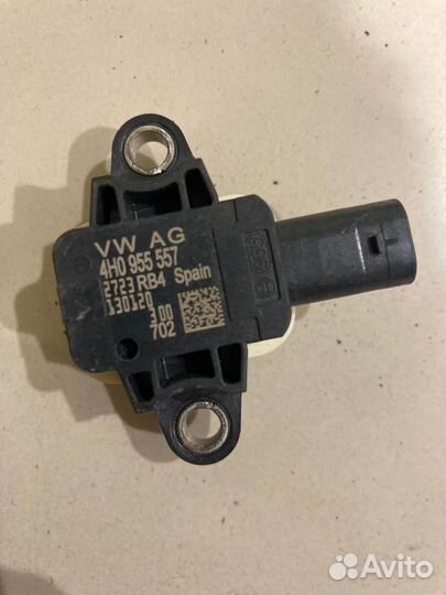 Датчик удара в дверь Audi A6 C7 4H0955557