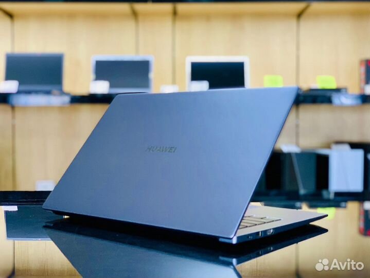 Ultra/Huawei D14/14''/Core i3-10Gen/8Gb/SSD-256Gb