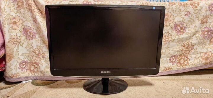 Монитор Samsung SyncMaster B2430H