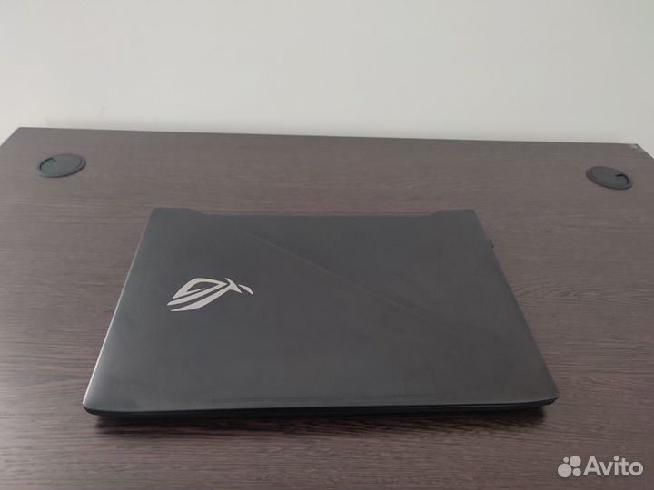 Игровой ноутбук Asus rog strix