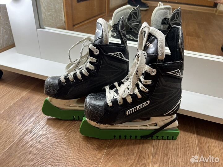 Хоккейные коньки bauer 31