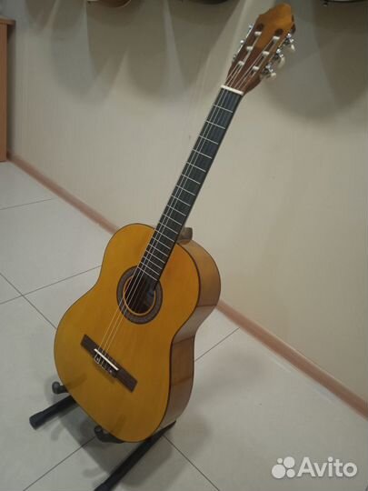 Акустическая гитара аналог Yamaha C40