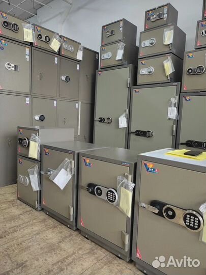 Сейф Valberg FRS-36 KL