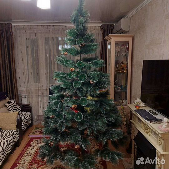 Ель искусственная новая, 240см