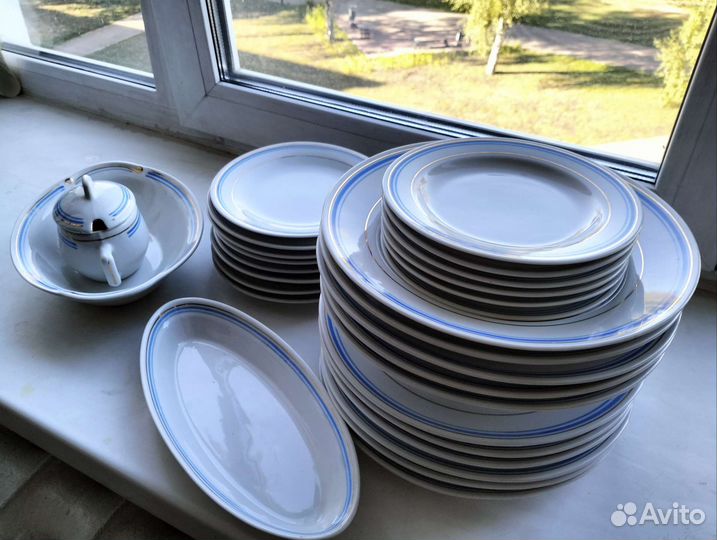 Набор столовой посуды
