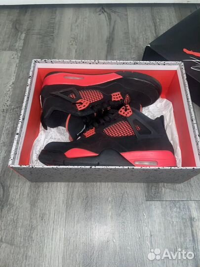 Кроссовки Nike Jordan 4 Red Thunder оригинал
