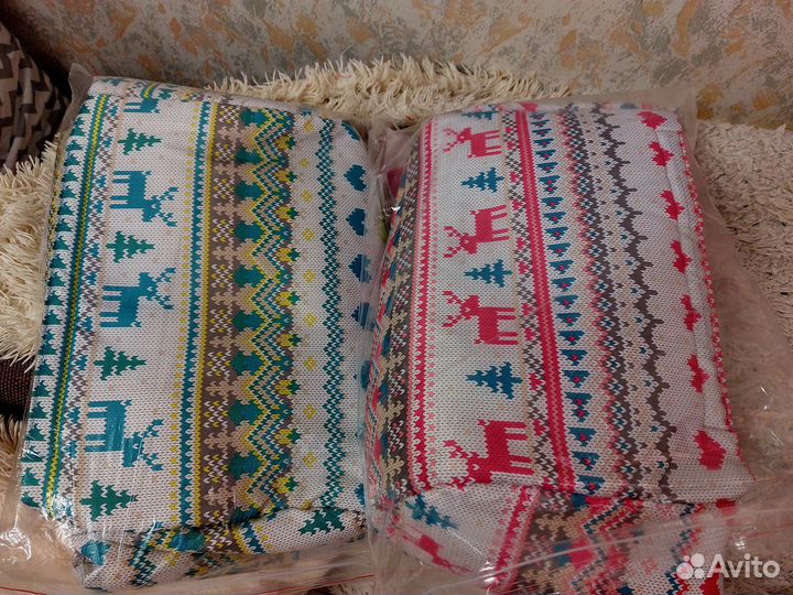 Матрасик и сиденье в санки,новые,бирюзовый