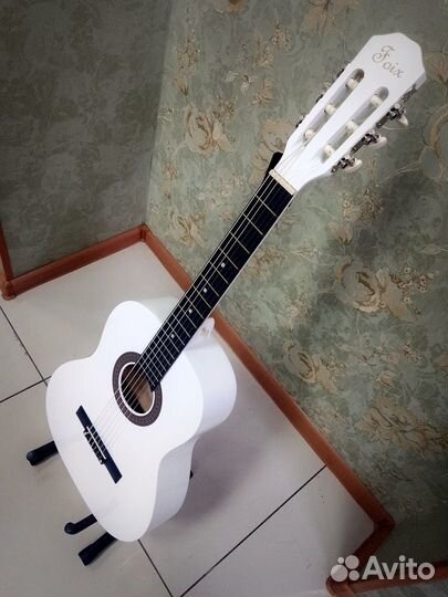 Гитара классическая 3/4 Foix белая нейлон