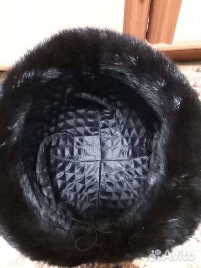Шапка женская б/у в хорошем состоянии