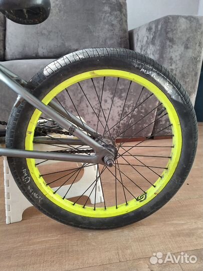 Трюковой велосипед bmx