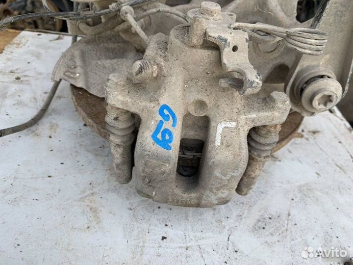 Суппорт задний левый Peugeot 407