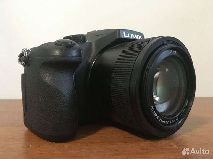 Panasonic Lumix dmc-FZ1000