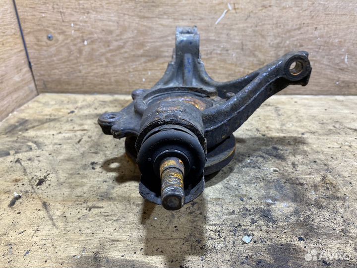 Поворотный кулак передний правый Berlingo B9 X115