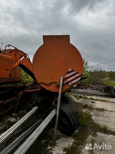 Прицеп самосвальный Нефаз 10-04-60, 1997