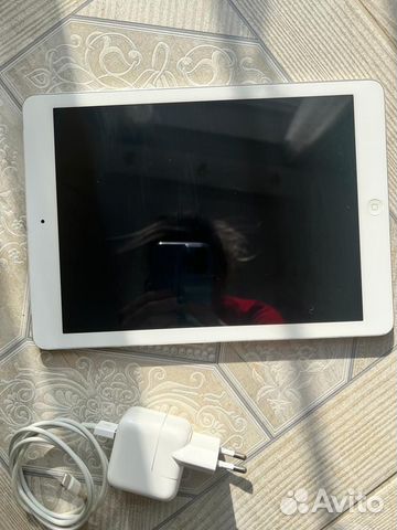 A1475 на iPad Air (Wi-Fi + Cellular) 64gb