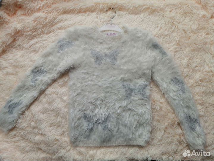 Свитер кофта для девочки на 7-8 лет