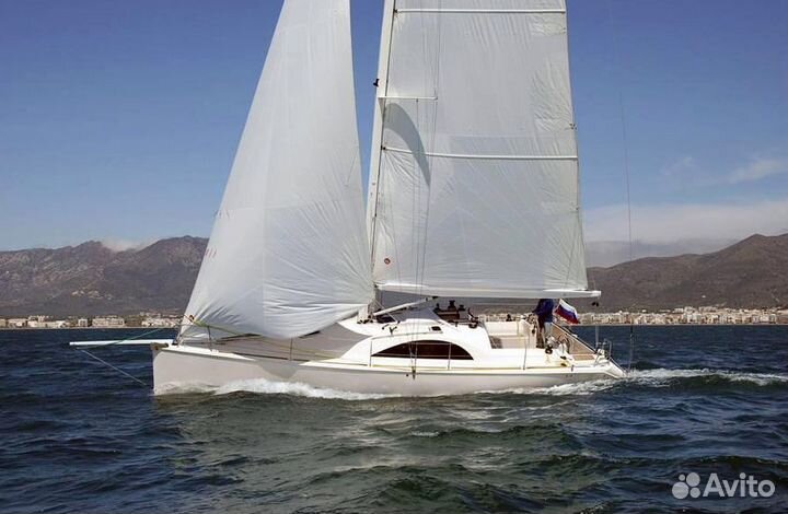 Парусная яхта А38 Express Cruiser