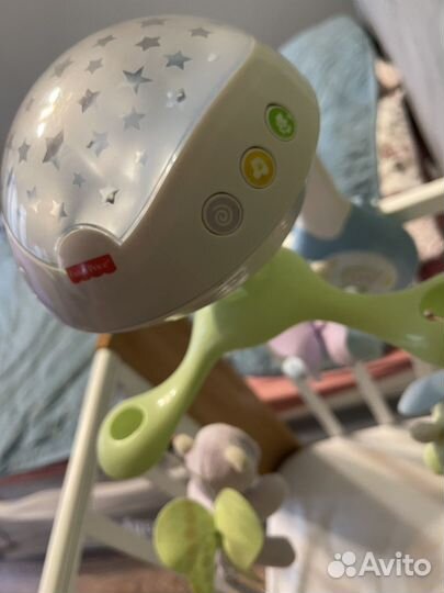 Мобиль в кроватку fisher price мечты о бабочках