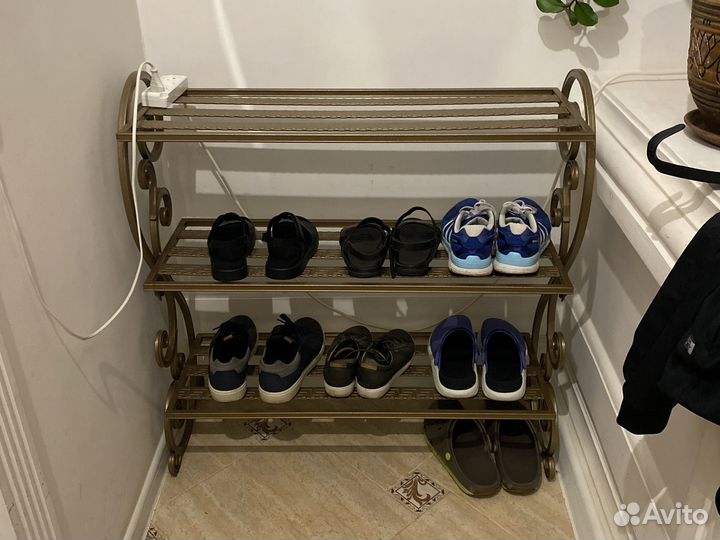 Обувница кованная