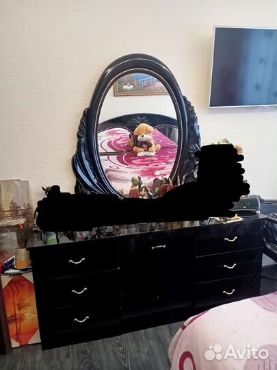 Трюмо трельяж зеркало, кровать