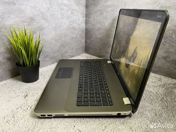 Большой ноутбук HP 2 видеокарты/SSD/17,3/i7