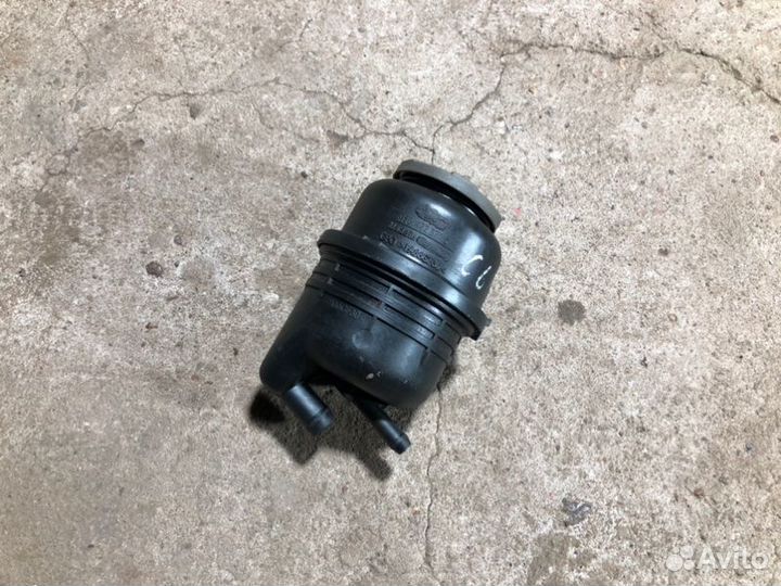 Бачок гидроусилителя руля Audi A6 C6/4F