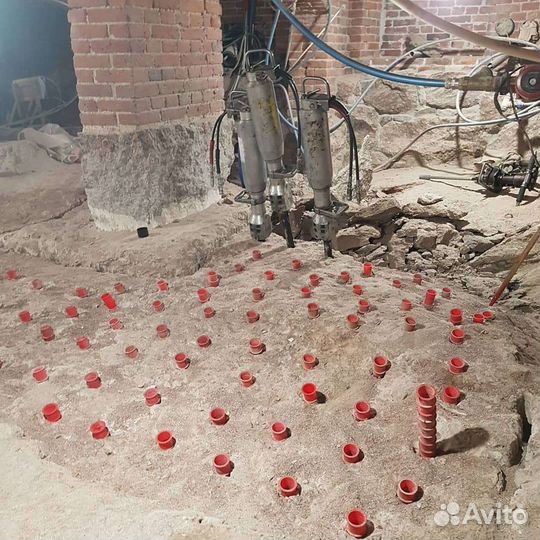 Разрушение и демонтаж скалы,гранита