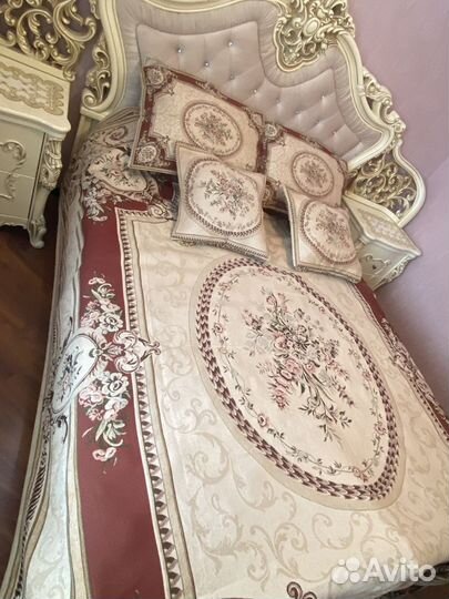 Покрывало гобеленовое новое Классика