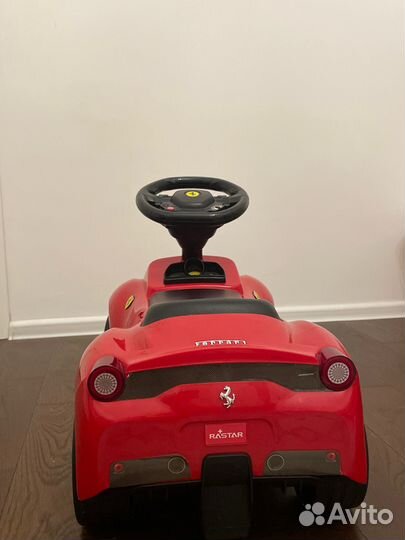 Машинка толокар Ferrari