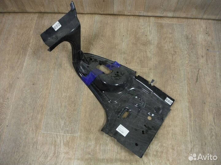 Панель фонаря левого Renault Logan 1 2010