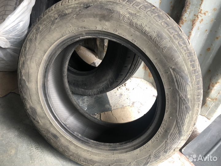 Yokohama 125T 235/65 R17