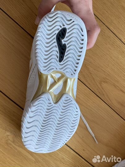 Кроссовки для большого тенниса