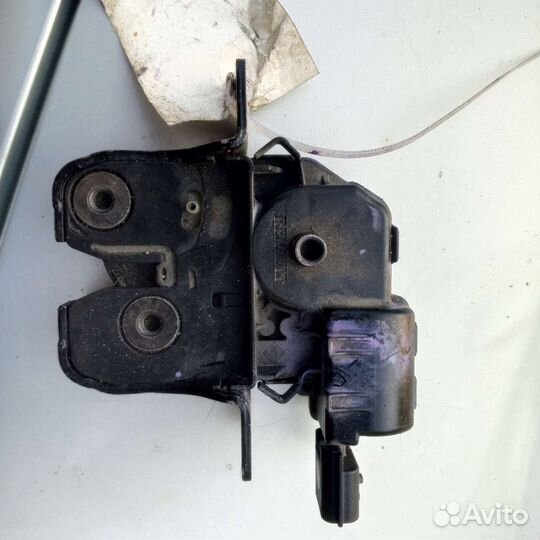 Замок багажника Renault Kaptur 1 с 2016 г