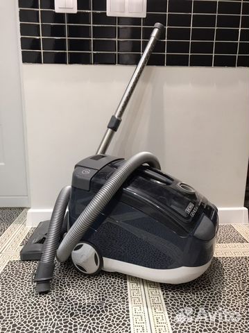 Пылесос Thomas genius S1 с аквафильтром