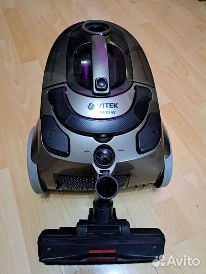 Пылесос Vitek VT 1838 SR. 1800 400 Вт